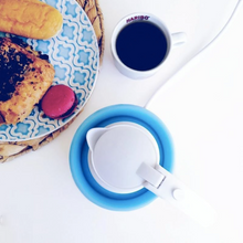 Load image into Gallery viewer, Foldable Electric Kettle
